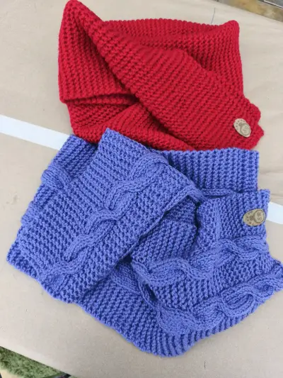 Chaleco tejido multicolor para bebé - miniatura 3