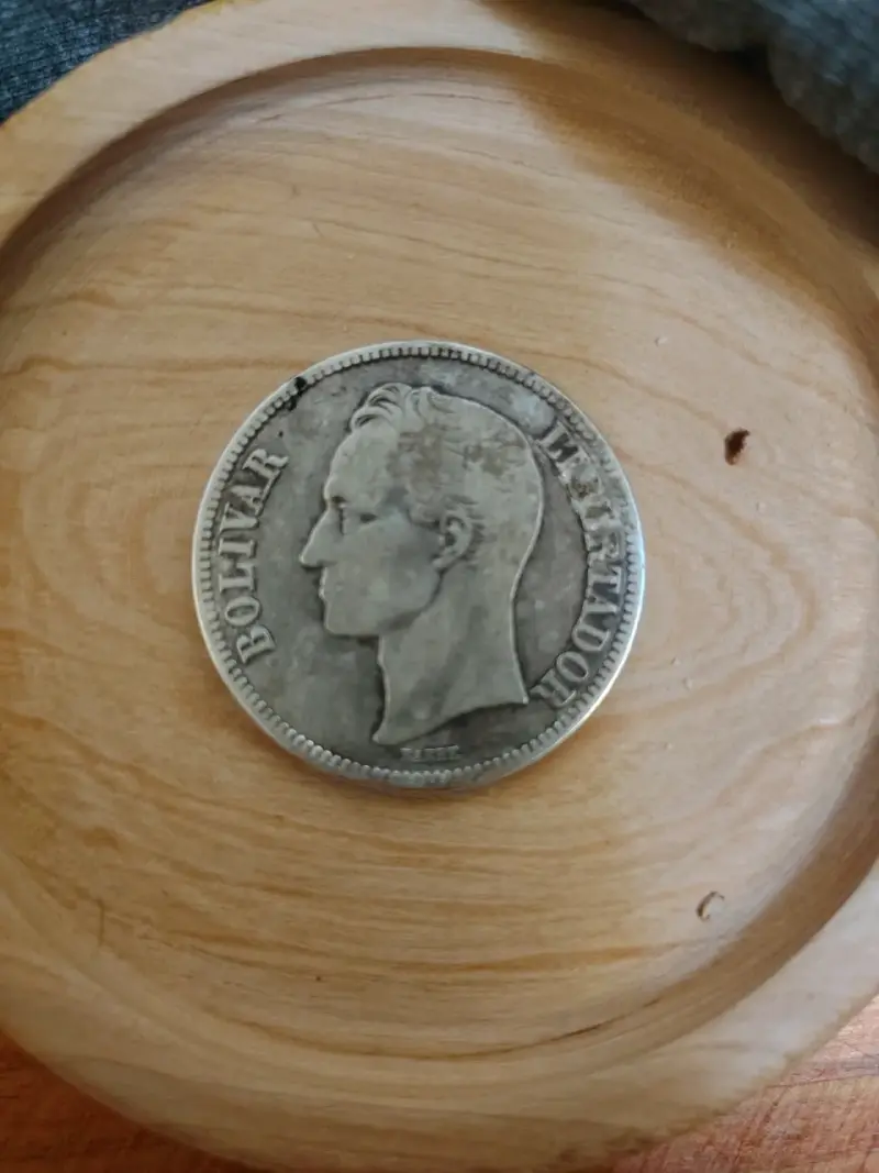 Moneda de plata leí 900 antigua de Venezuela 1936 - 1