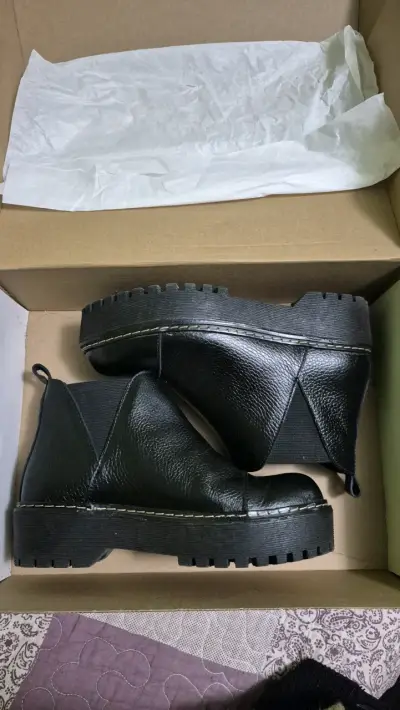 Botines de cuero negro Mandalas talla 37 26cms - miniatura 1