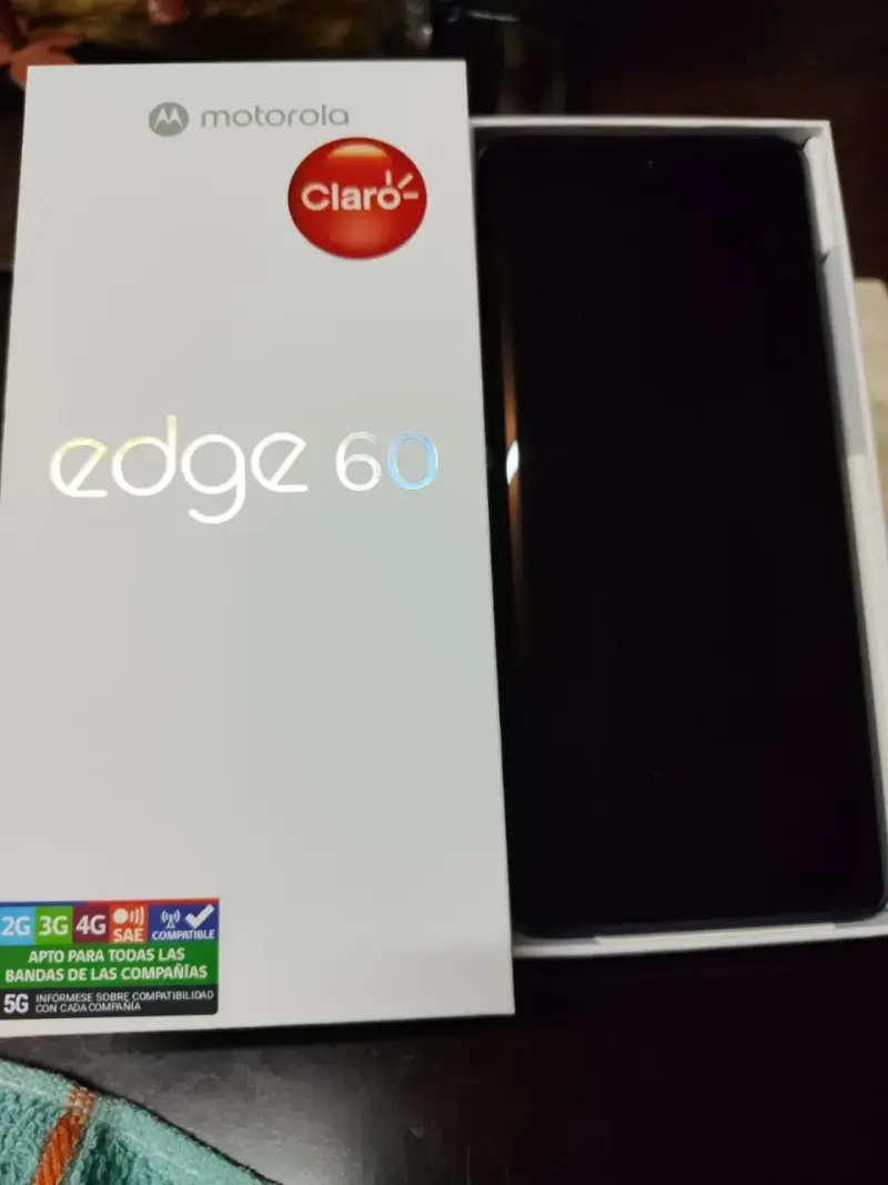 Smartphone Motorola Edge 60 Azul - 2