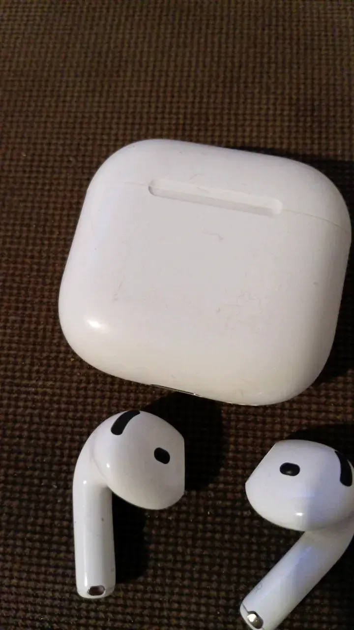 Airpods 4 ORIGINALES con estuche de carg - 4