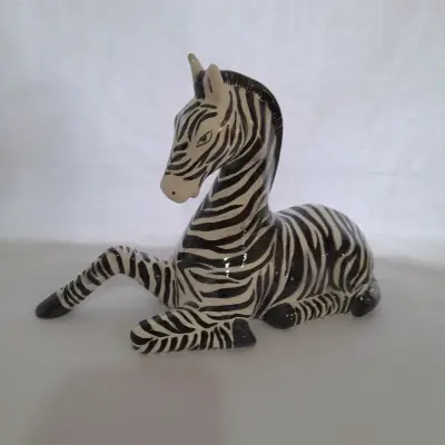 Jarra de cerámica pintada a mano con flores - miniatura 3
