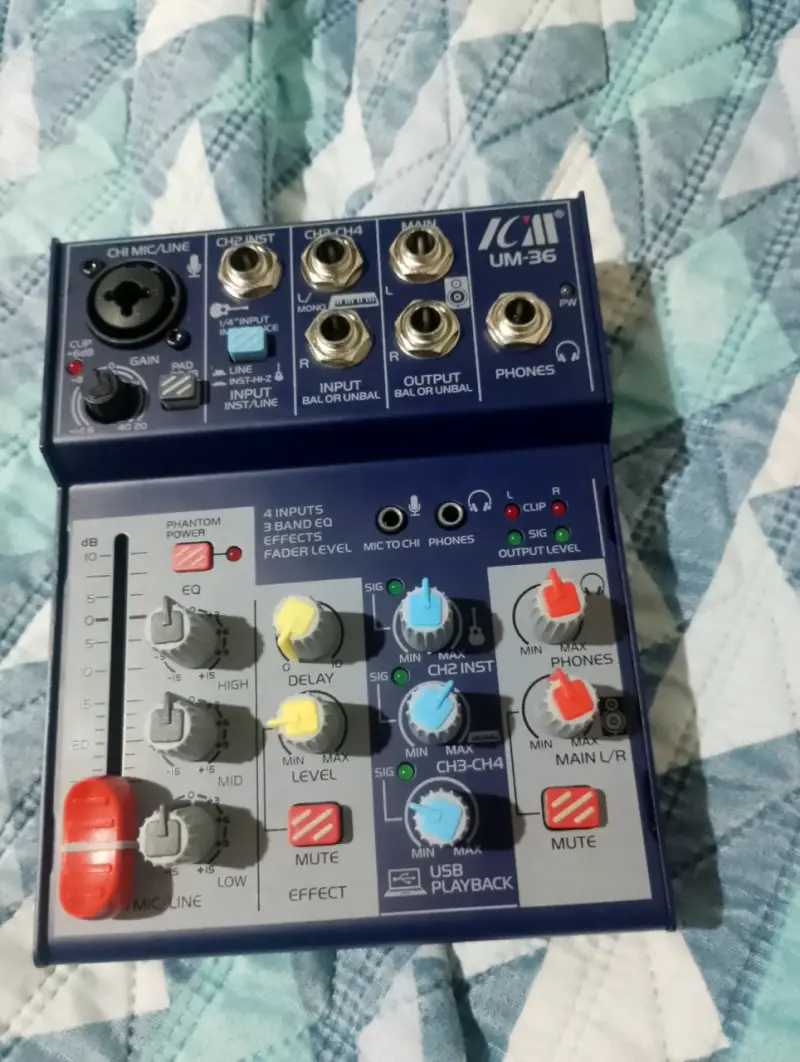 Mezclador de Audio ICM UM-36 con Efectos - 1