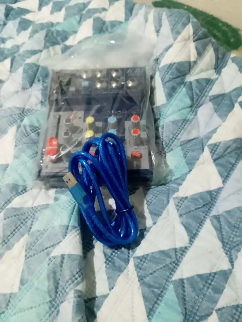 Mezclador de Audio ICM UM-36 con Efectos - 6