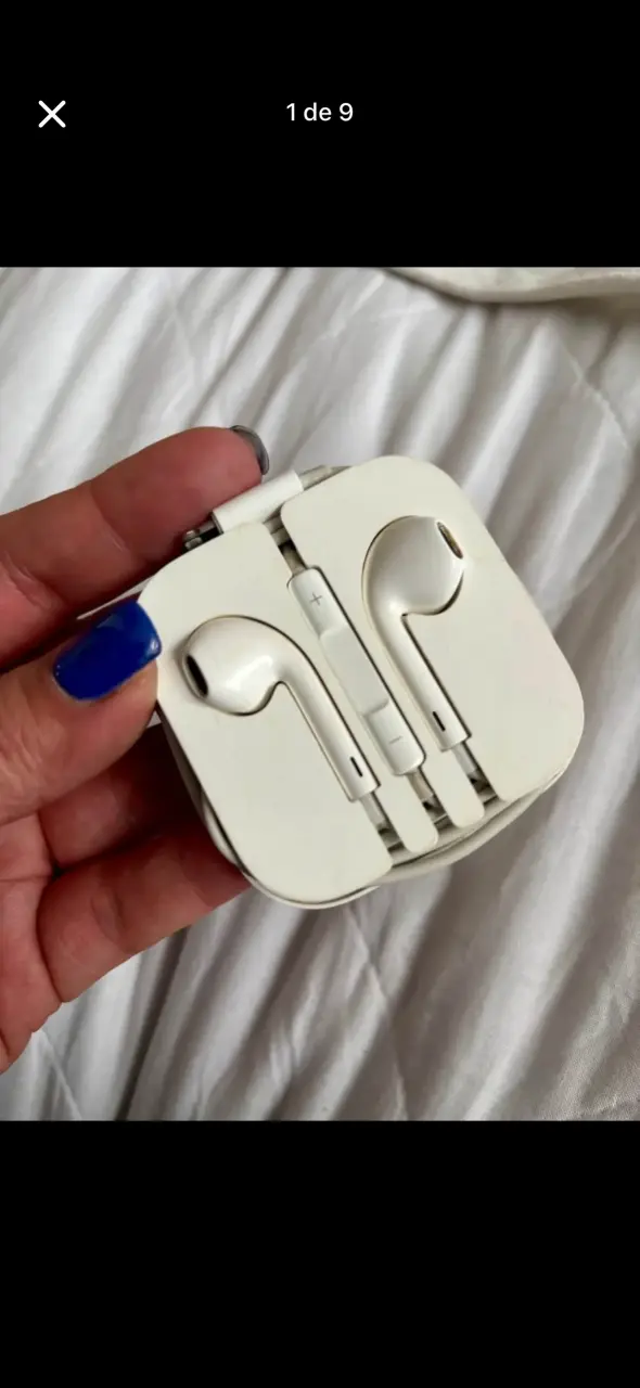 Audífonos originales con Lightning - 1