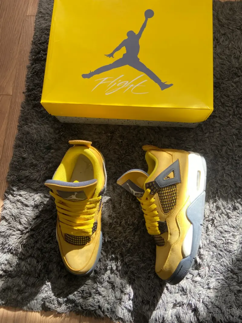 Zapatillas deportivas amarillas Air Jordan 4 Retro - 2