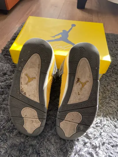 Zapatillas deportivas amarillas Air Jordan 4 Retro - miniatura 6