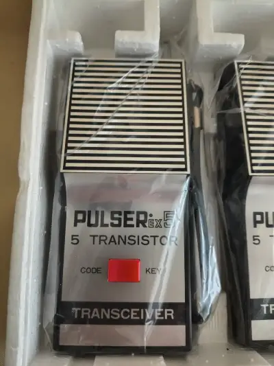 Walkie-Talkies VintageTOHSHIN Pulser Ex-5  (1978) - miniatura 3