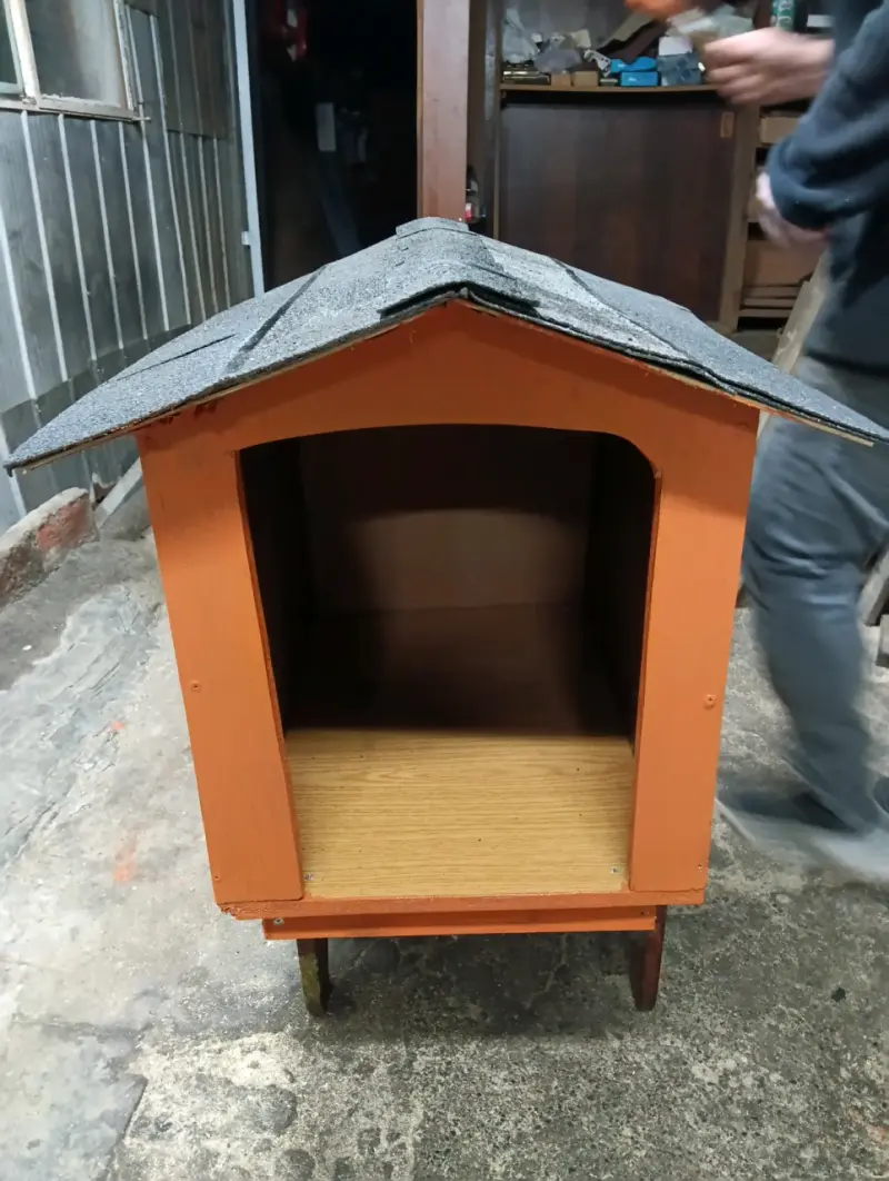 Casa de madera para perro mediana - 5