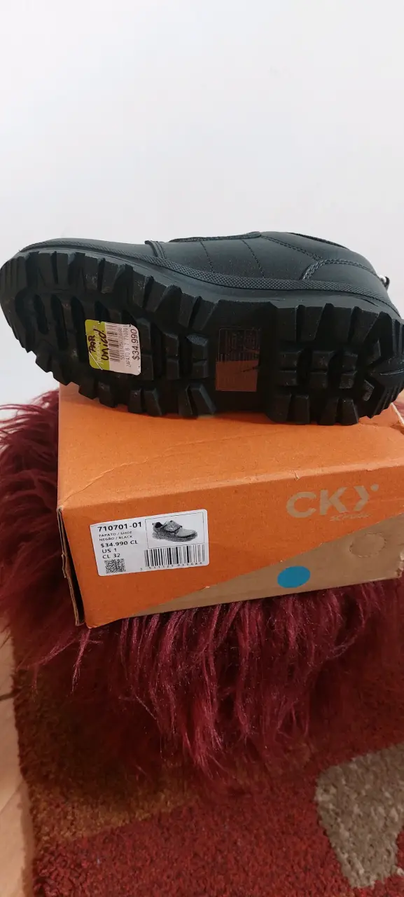 Zapatos escolares negros CKY N°32 para niños NUEVO - 2