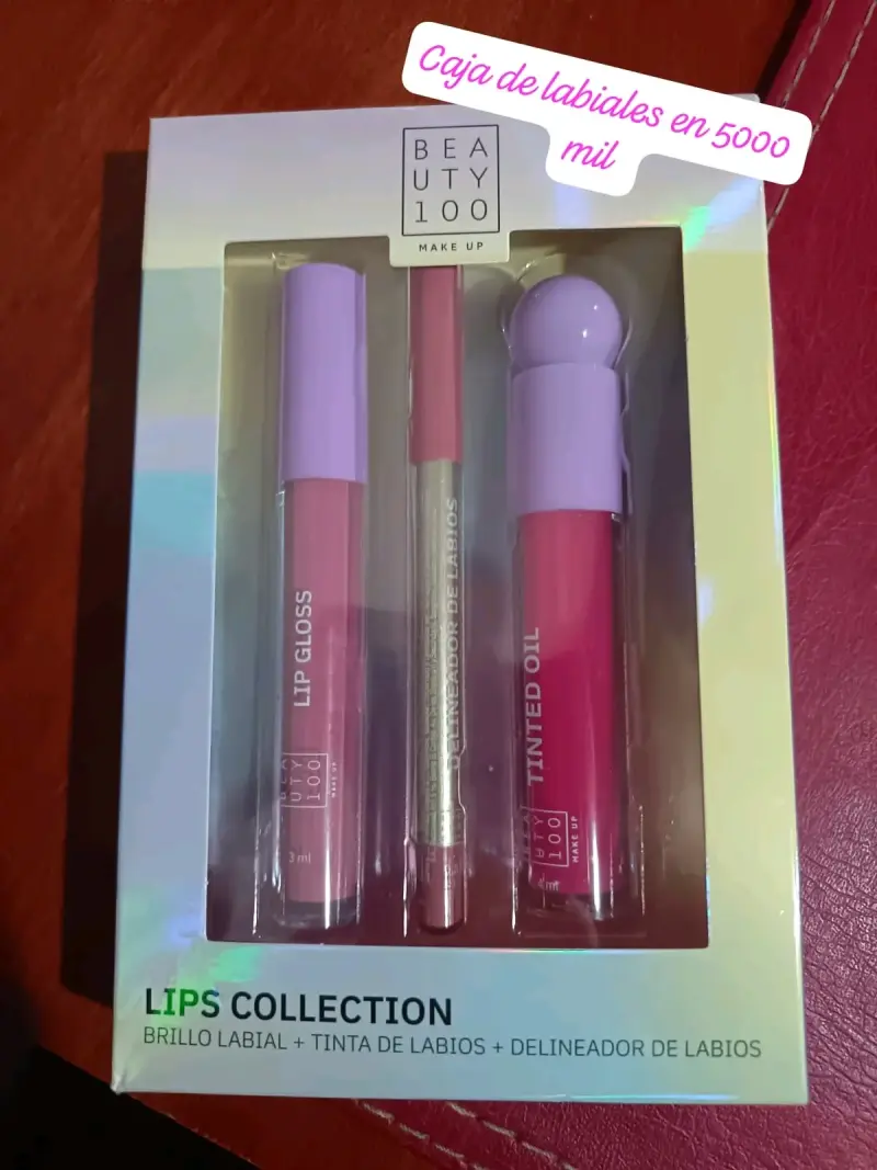 Set de labiales Beauty 100 con brillo y delineador