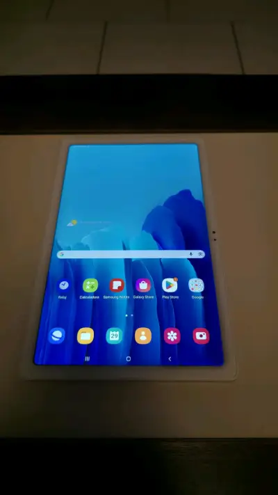 Tablet Samsung Galaxy Tab A7 en buen estado - miniatura 2