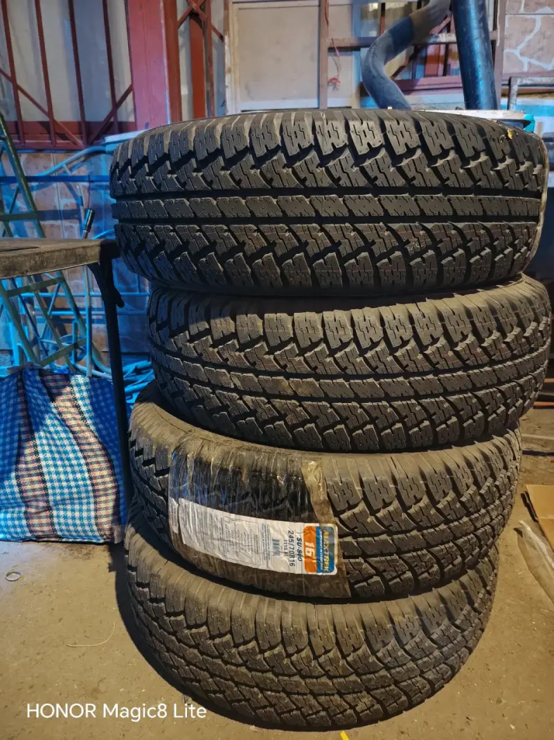 Se vende las 4 en 470.000 son aros 16 - 1