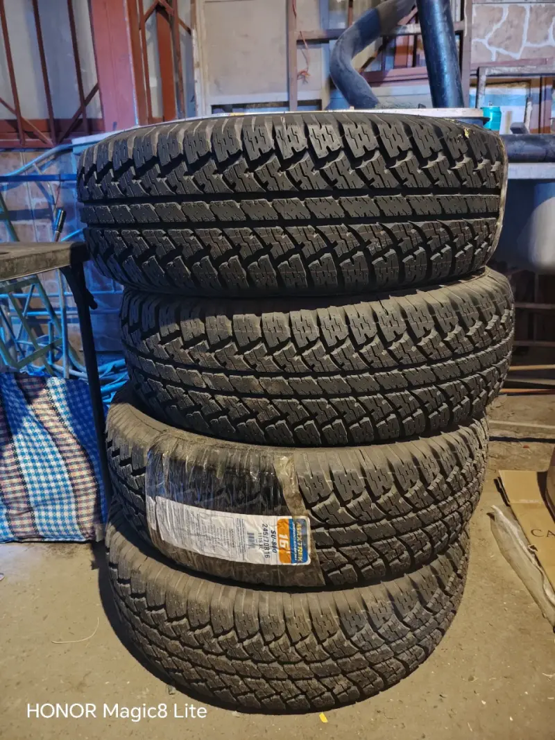 Se vende las 4 en 470.000 son aros 16 - 4