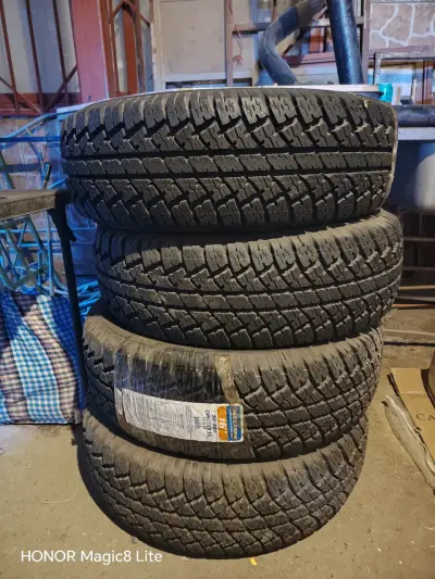 Se vende las 4 en 470.000 son aros 16 - miniatura 4
