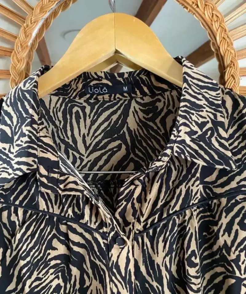 Blusa estampada animal print Liola talla M - 2