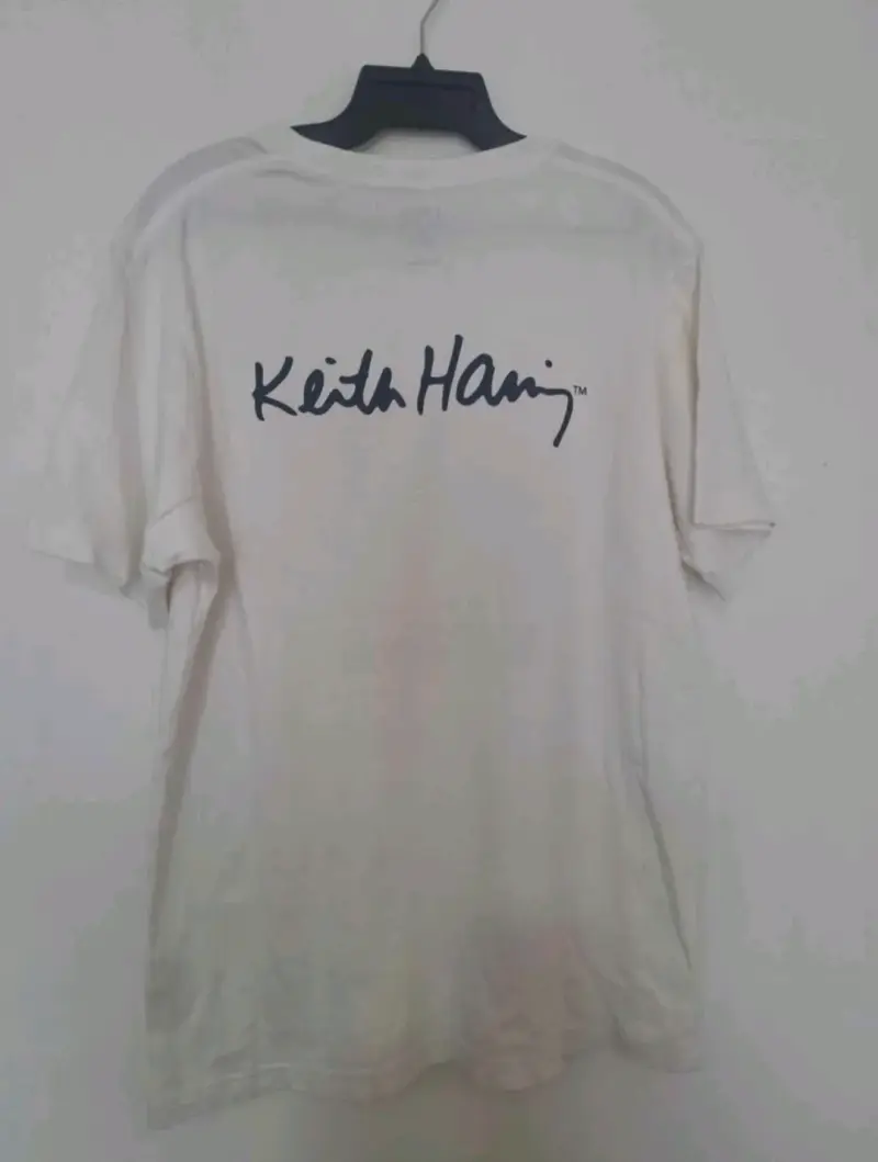 Polera Uniqlo Keith Haring Blanca Talla M - 2