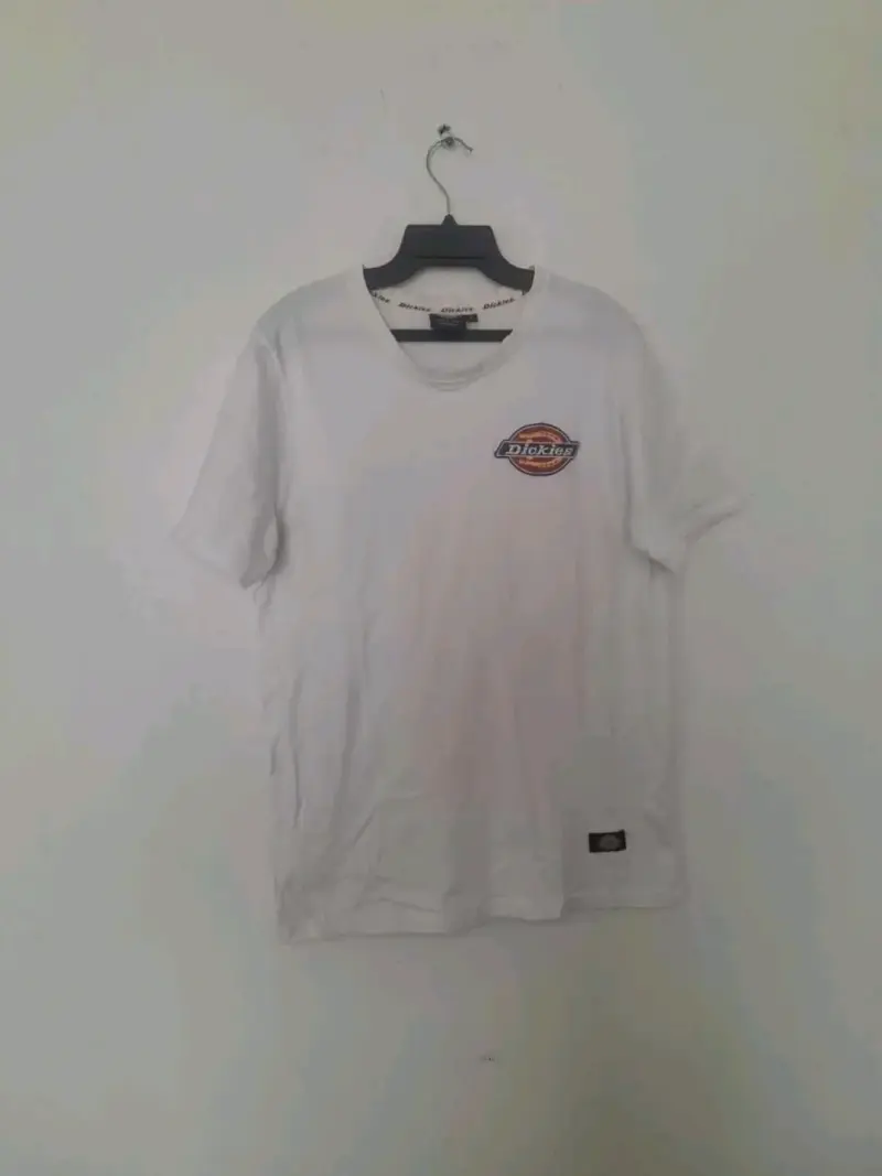 Polera blanca Dickies con logo bordado - 1