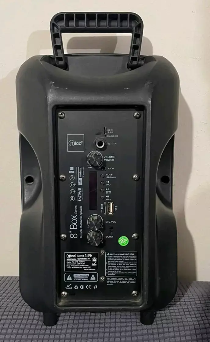 Parlante portátil Mlab 8 pulgadas con Bluetooth - 1