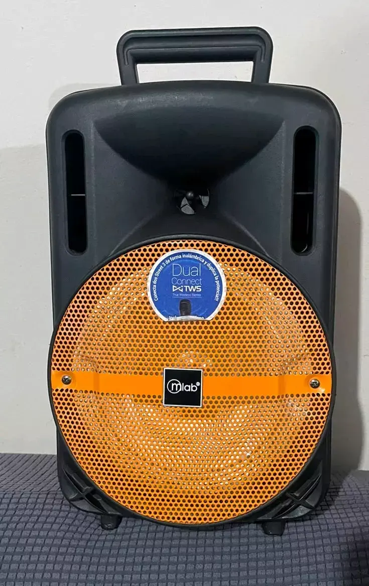Parlante portátil Mlab 8 pulgadas con Bluetooth - 2
