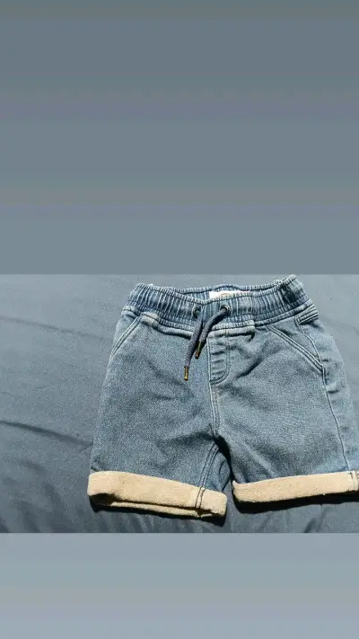 Lote de shorts para niños H&M, Baby Yamp y Zara - miniatura 3