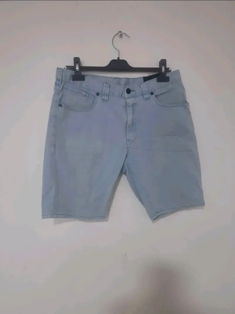 Shorts de mezclilla Billabong para hombre - 1