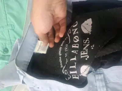Shorts de mezclilla Billabong para hombre - miniatura 3