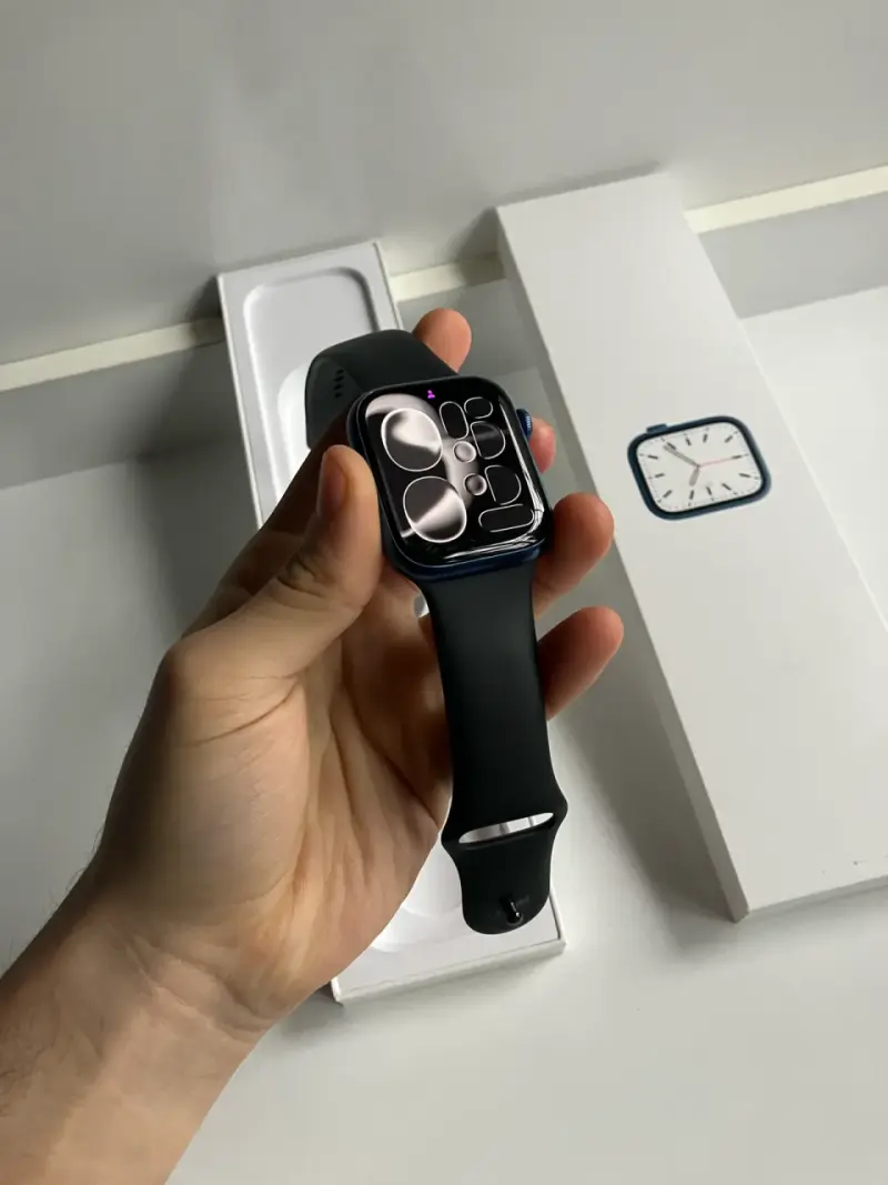 Reloj Apple Watch serie 7 - 45mm - 2