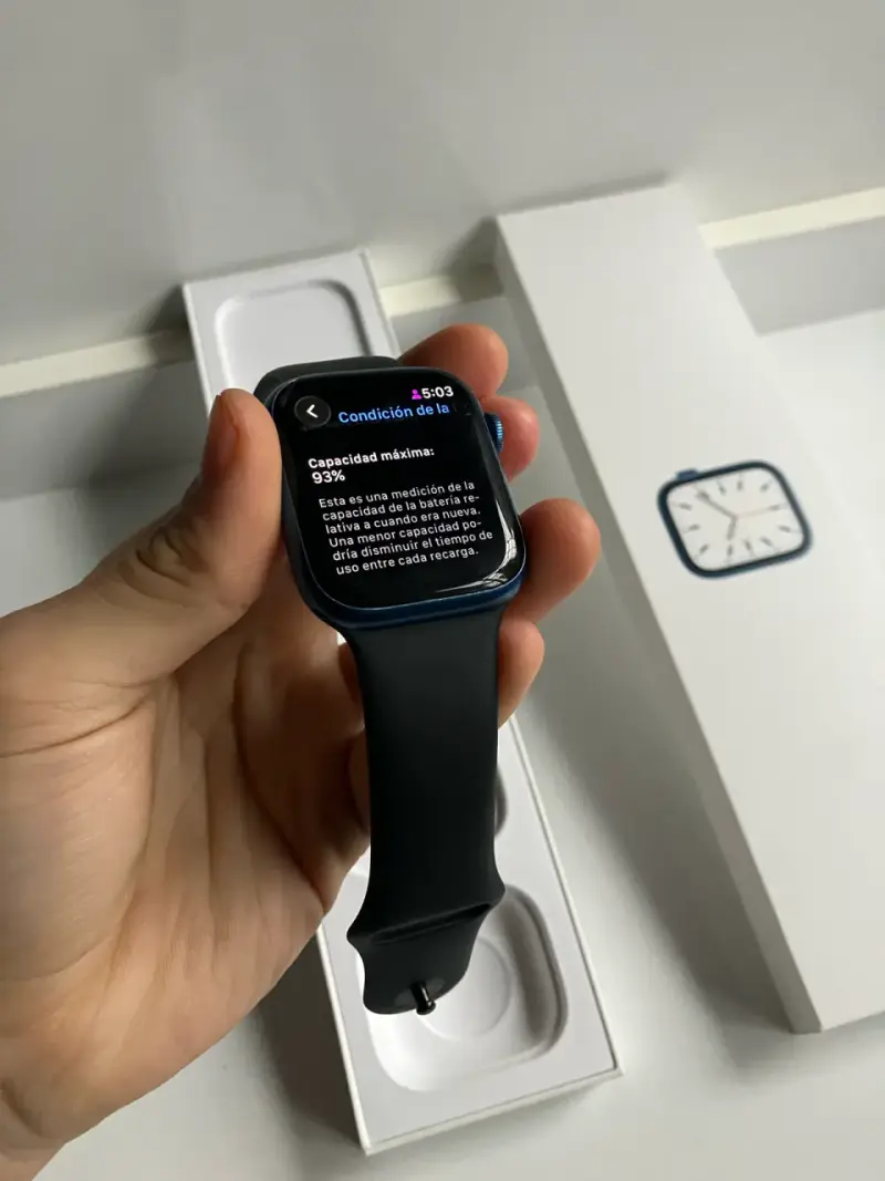 Reloj Apple Watch serie 7 - 45mm - 4