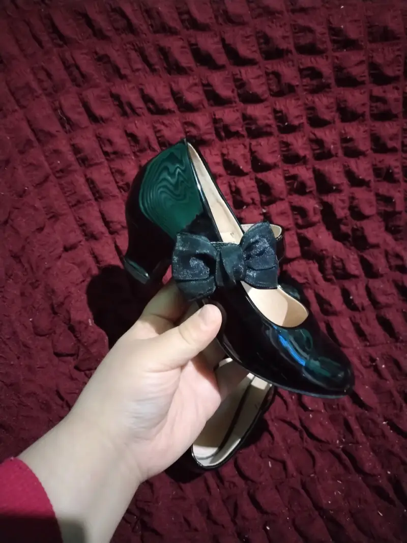 Zapatos de charol número 29 - 2