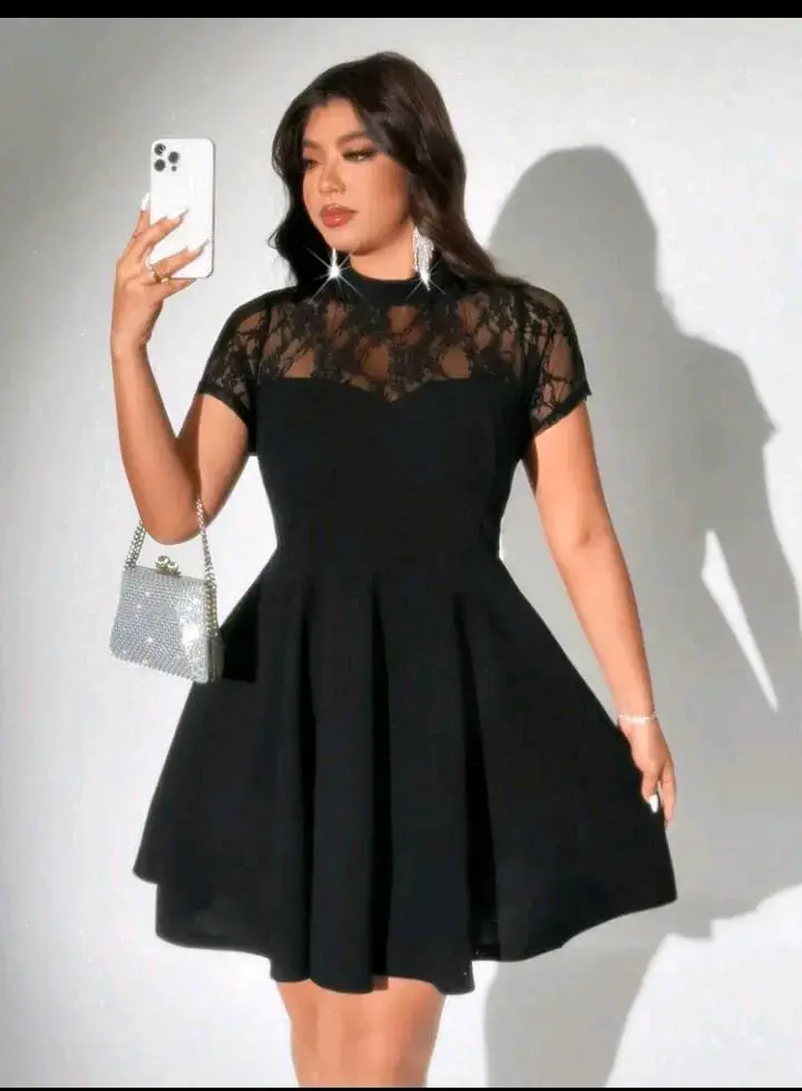 Vestido negro con encaje elegante