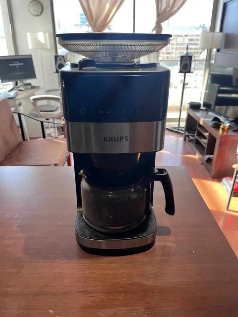 Cafetera Krups de filtro con molinillo Grind Aroma - 1