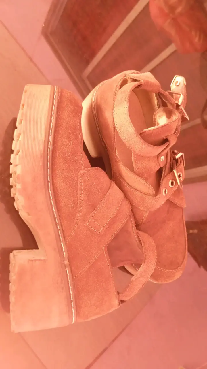 Botines de gamuza con plataforma marrón