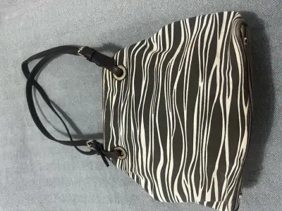 Bolso de mano Michael Kors con diseño de rayas - miniatura 1