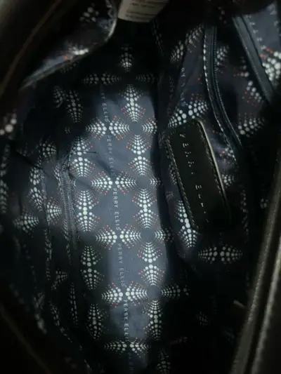 Cartera cruzada negra Perry Ellis elegante - miniatura 3