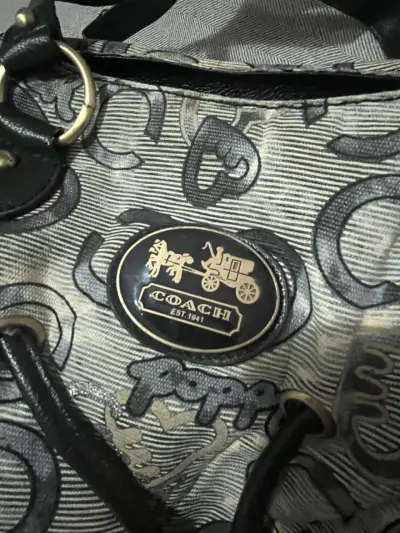 Bolso de mano Coach Poppy estampado - miniatura 1