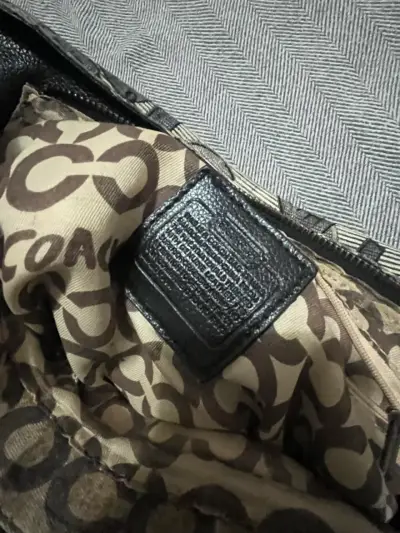 Bolso de mano Coach Poppy estampado - miniatura 6