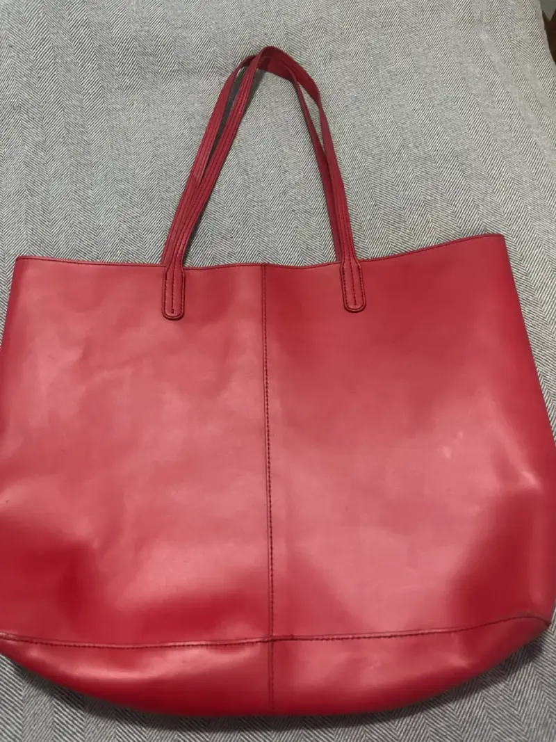 Bolso tote grande rojo sintético
