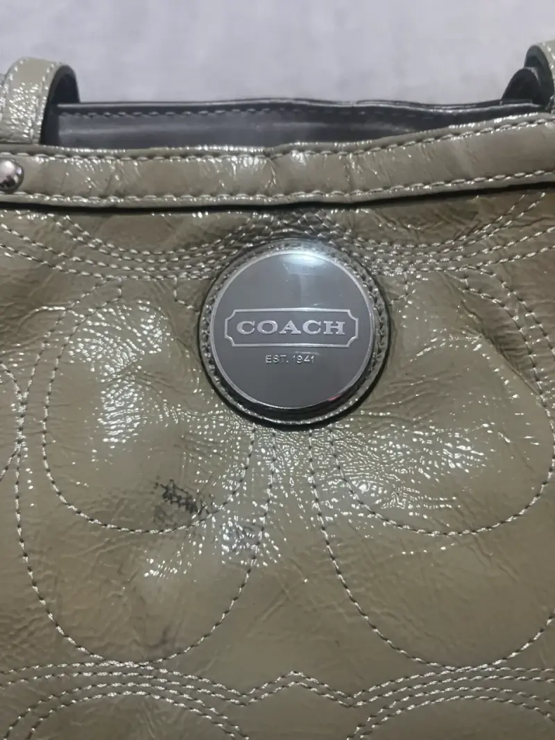 Bolso de cuero beige Coach con logo - 3