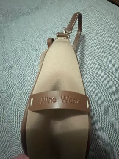 Cartera de Hombro Beige Nine West - miniatura 1