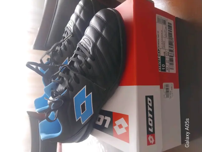 Zapatillas de fútbol Lotto - 2