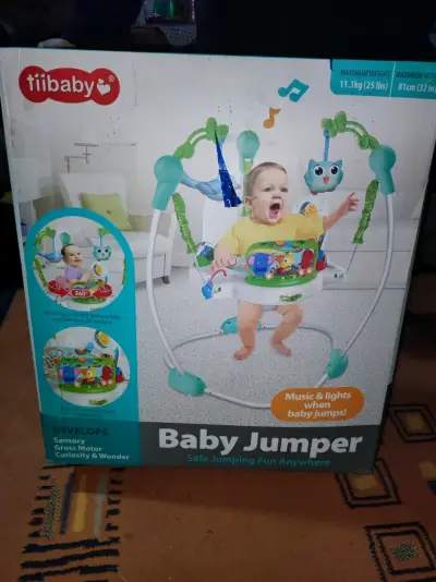 Saltador para bebé con juguetes interactivos - miniatura 6