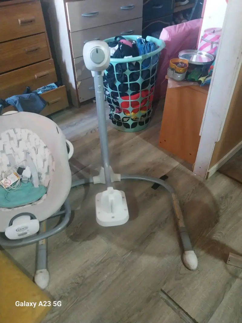 Columpio para bebé Graco con base sólida - 1