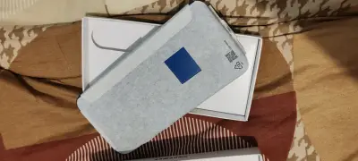 Samsung Galaxy A17 5G nuevo en caja - miniatura 2