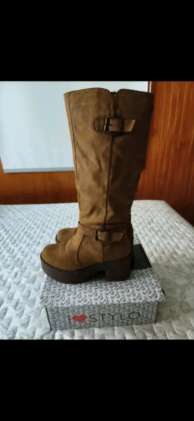 Botas de cuero marrón con plataforma I Love Stylo - miniatura 1