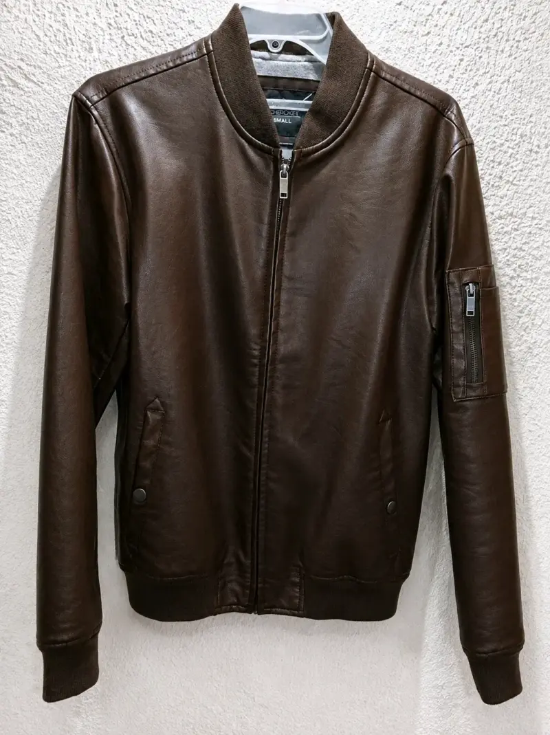 Chaqueta de cuero marrón para hombre