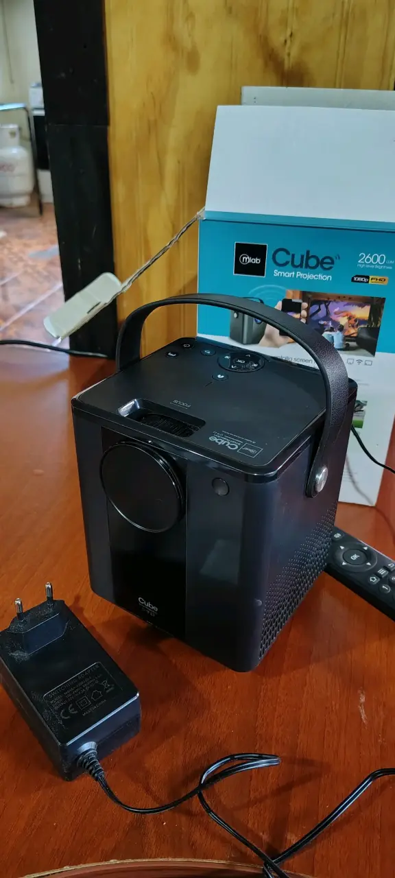 Proyector Mlab Cube Smart con WiFi y 1080p - 3
