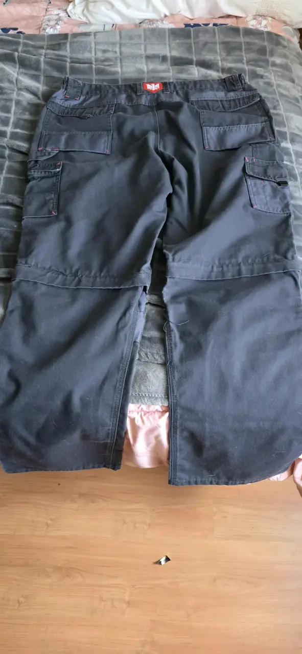 Pantalones UBERMANN cargo - 1