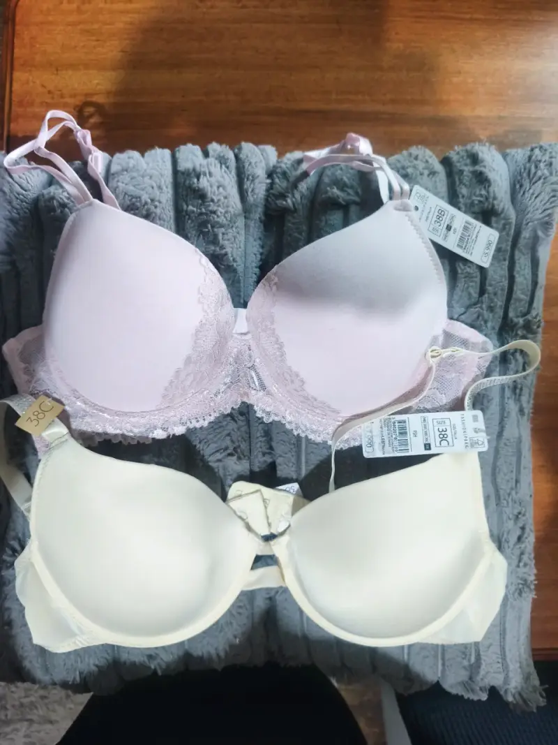 Set de sostenes de encaje en varios colores - 1