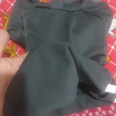Polera negra de manga larga para niñ@s - miniatura 2